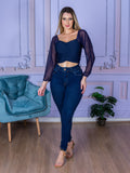 Cropped com manga em tule
