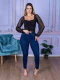 Cropped com manga em tule